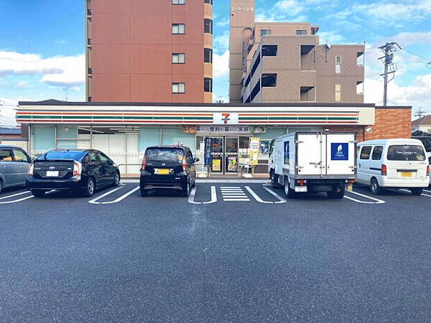 セブンイレブン春日井上条店(約910m)