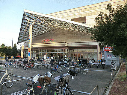 イトーヨーカドー川崎店 970m