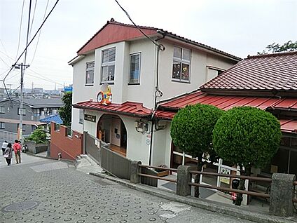 鶴見双葉幼稚園 449m