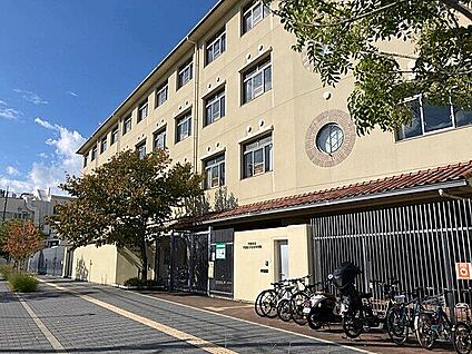 門真市立門真はすはな中学校 421m