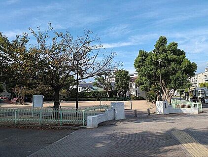 御旅公園 403m