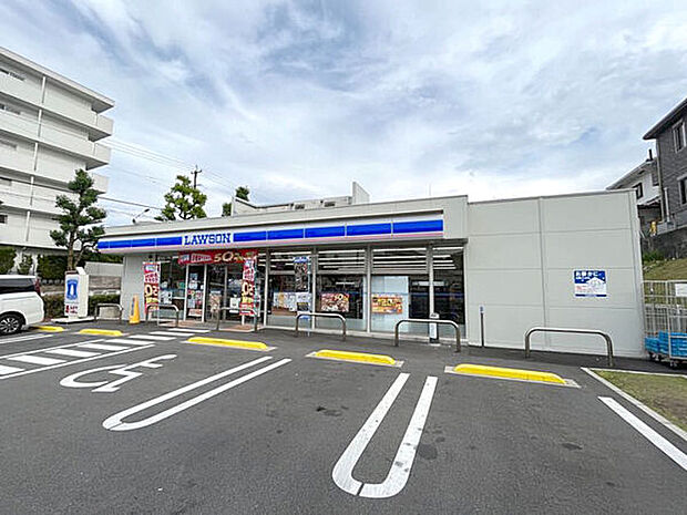 ローソン名東区平和が丘店(約1,183m)