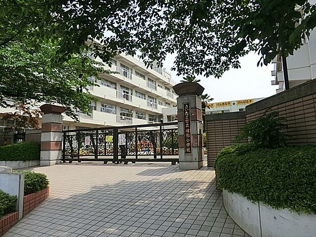 さいたま市立沼影小学校(約748m)