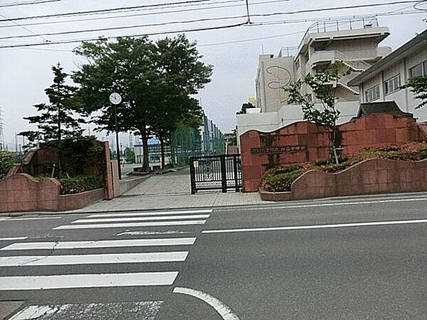 さいたま市立内谷中学校(約799m)