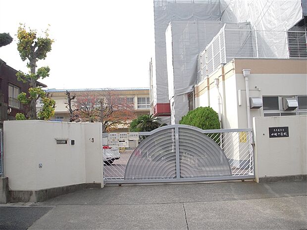 名古屋市立中村小学校（約335m）