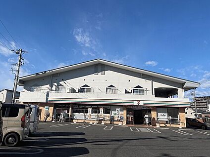 セブンイレブン大宮日進1丁目店 314m