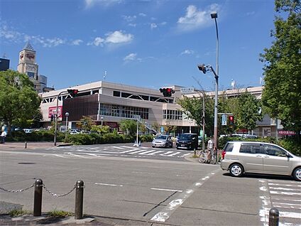 マックスバリュグランド千種若宮大通店 490m