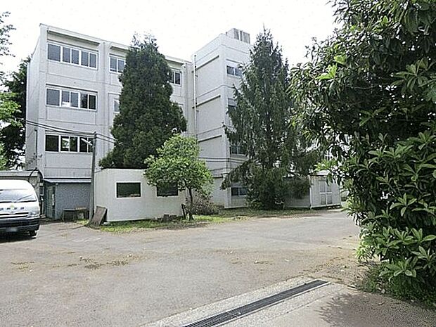 小平市立小平第十四小学校（約303m）