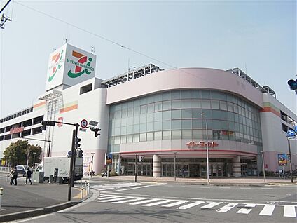 イトーヨーカドー 横浜別所店 805m