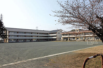 太田市立宝泉小学校 509m