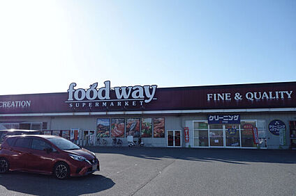 フードウェイ小戸店 723m