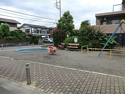 東林間７丁目公園 270m