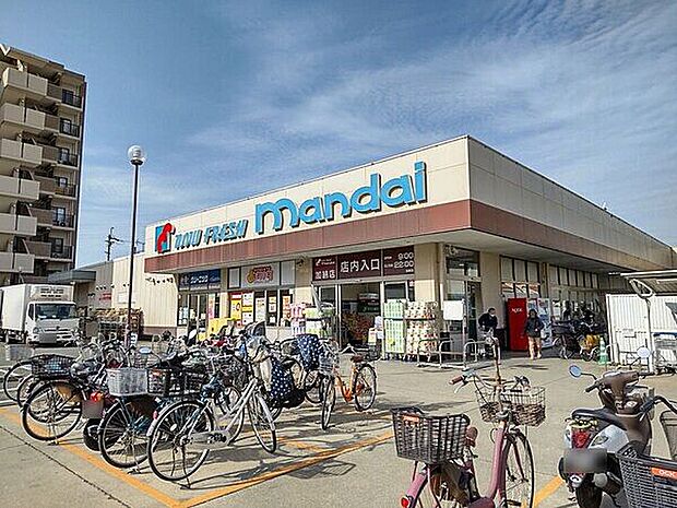 万代 加納店(約366m)