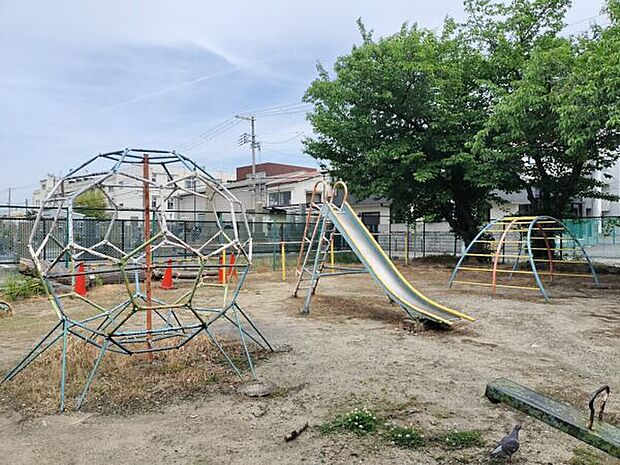 淡路西一町団児童遊園(約939m)