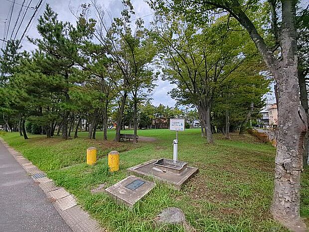 袖ケ浦2号児童遊園(約732m)