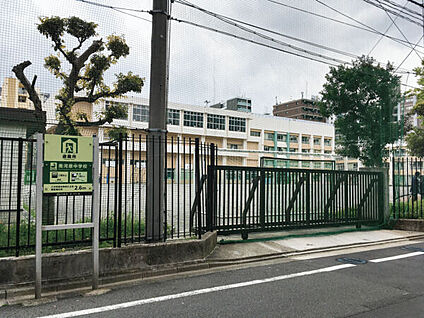 川崎市立南河原中学校 790m
