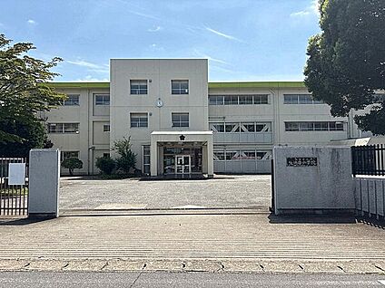 千葉市立生浜東小学校 341m