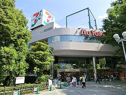イトーヨーカドー溝ノ口店 752m