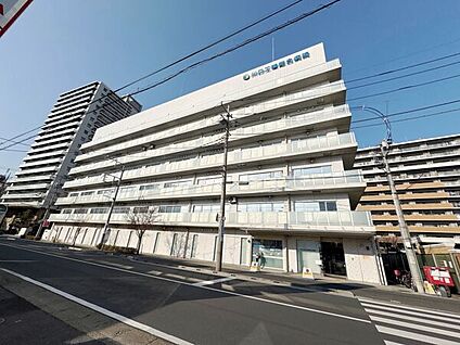 川口工業総合病院 599m
