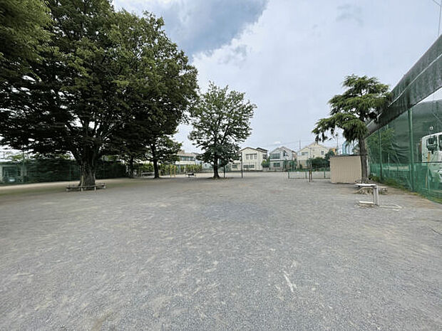 仲町第2公園(約592m)