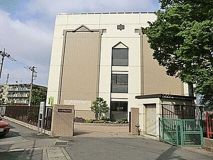 川崎市立中野島中学校 1104m