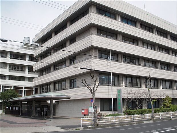 名古屋市立大学医学部附属 みどり市民病院(約593m)