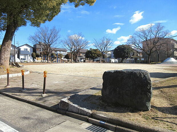 船入公園(約1,024m)