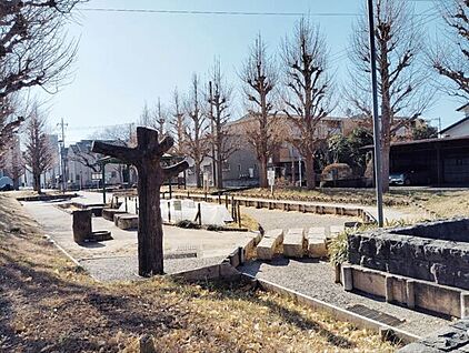 西亀有せせらぎ公園 186m