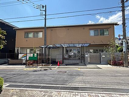 鈴谷西保育園 982m