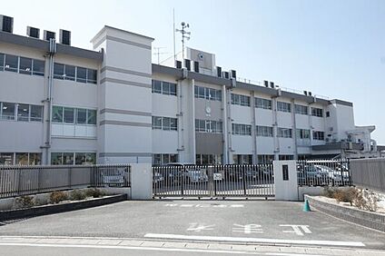 大野城市立大野東小学校 1162m