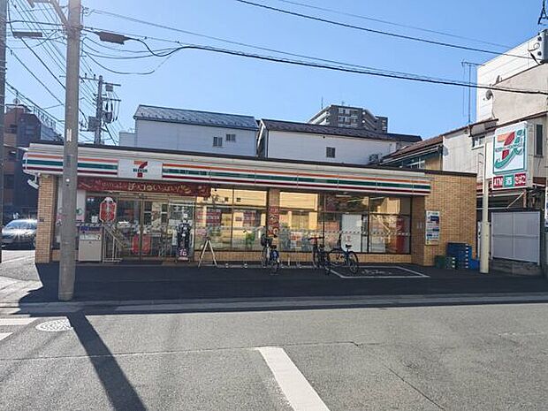 セブン-イレブン 川崎元木1丁目店(約955m)