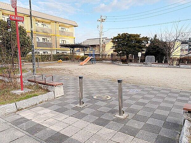 ありまつ公園(約834m)
