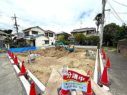現地（土地）