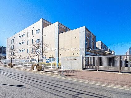 大和市立光丘中学校 1229m