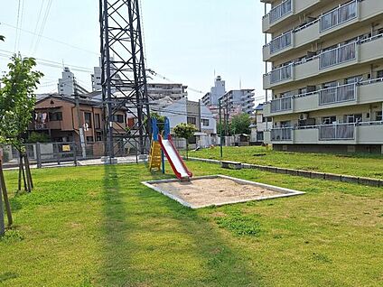 北江口三丁目児童公園 476m