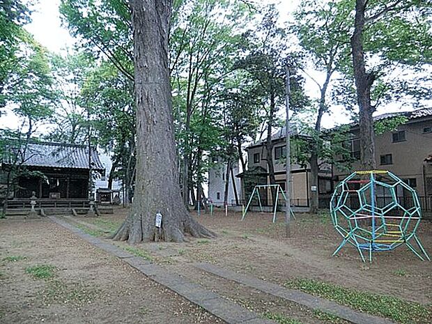 浅間神社児童遊園地（約846m）