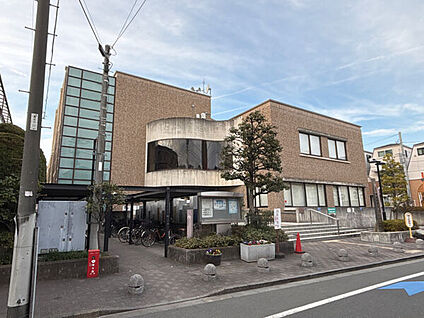 北区立豊島図書館 1471m