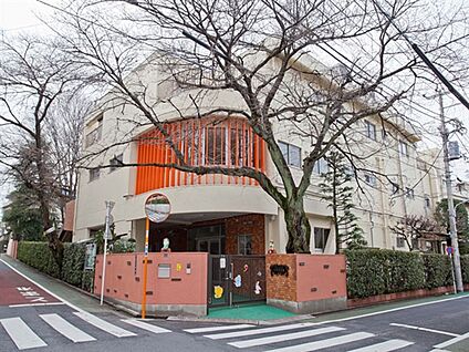 北野保育園 890m