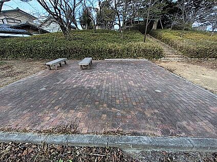 高松神社公園 896m