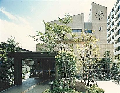 板橋区立東板橋図書館 1224m