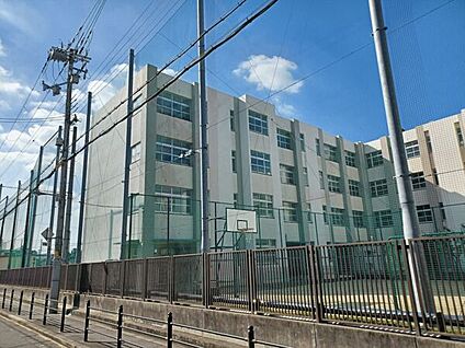 大阪市立阿倍野中学校 788m