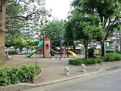 大野台なかよし公園 908m