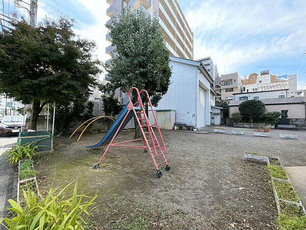 宮本町児童公園(約1,392m)