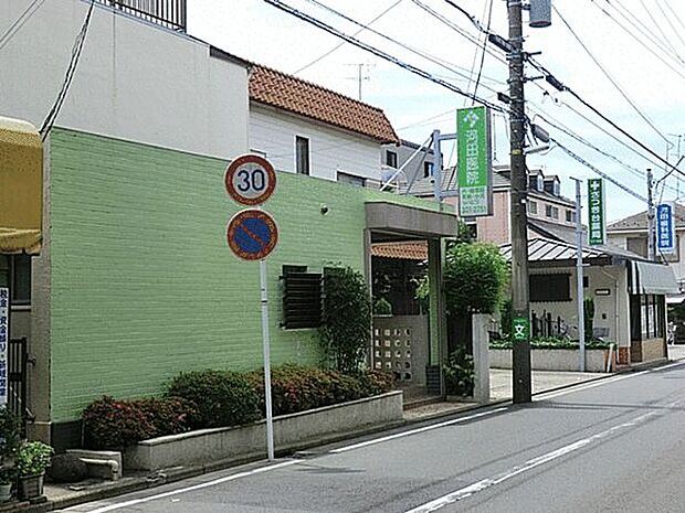 河田医院(約759m)