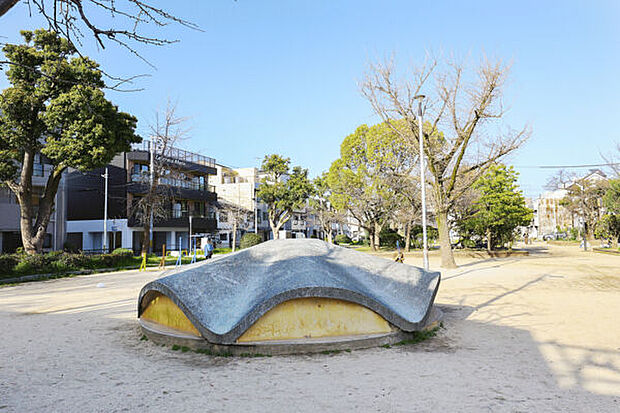 此花公園(約367m)