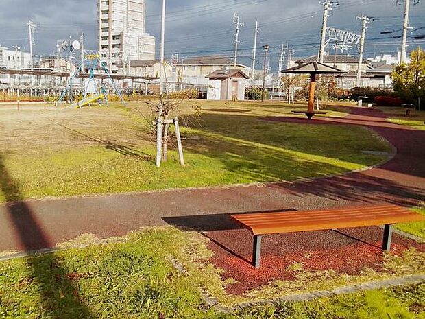 野田新町公園(約422m)