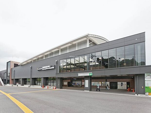 相鉄新横浜「羽沢横浜国大」駅(約240m)