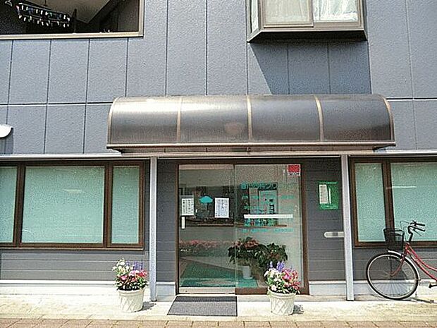 香川内科クリニック(約734m)