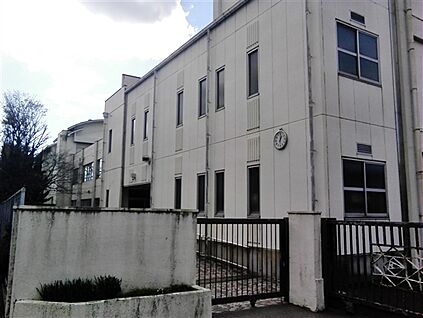 名古屋市立守山西中学校 1412m