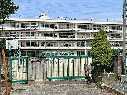 新座市立池田小学校 377m